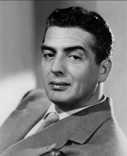 Victor Mature - Biography, Age, Net Worth, Career & Family Favourites