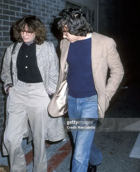 Warren Beatty - Biography, Age, Net Worth, Career & Family Timeline