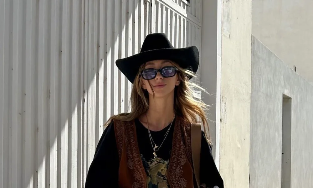 Willie Nelson - Image 1